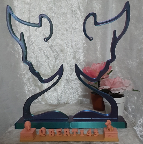 Hand Crafted Other - Handmade Earring Stand 3D Printed Chameleon Color